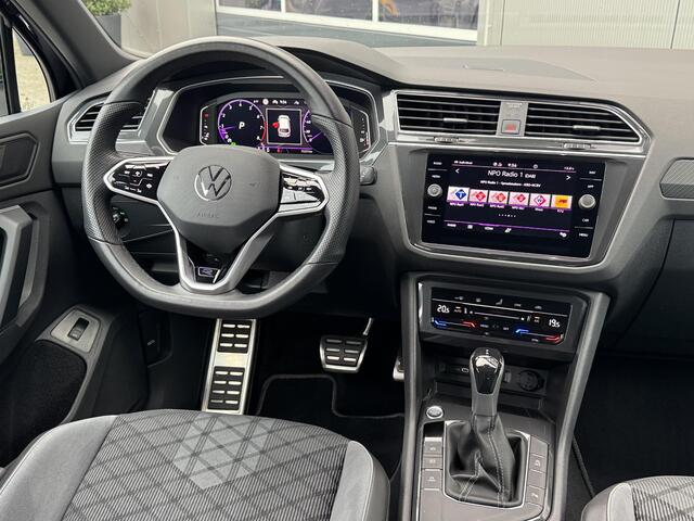 Volkswagen TIGUAN 1.5 TSI R-Line Business+ Pano | Trekhaak | 20 Inch | Camera