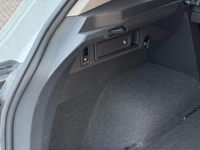 Volkswagen TIGUAN 1.4 TSI ACT Business R-Line | elk. trekhaak | Keyless | elk. achterklep
