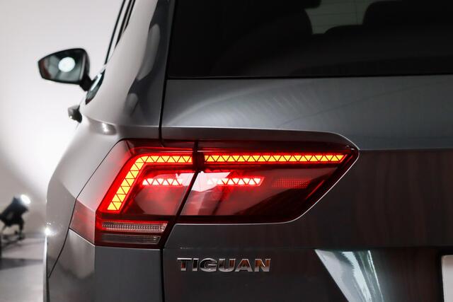 Volkswagen TIGUAN Allspace 1.5 TSI 2x R-line, Panoramadak, 7-persoons, Virtual Cockpit, Apple CarPlay / Android Auto, Stoelverwarming