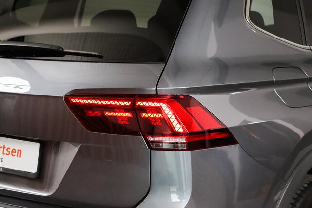 Volkswagen TIGUAN Allspace 1.5 TSI 2x R-line, Panoramadak, 7-persoons, Virtual Cockpit, Apple CarPlay / Android Auto, Stoelverwarming