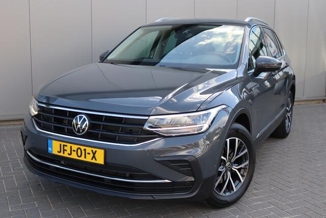 Volkswagen TIGUAN 1.5 TSI 150PK Automaat Life Trekhaak/Carplay-android/Stoelverwarming