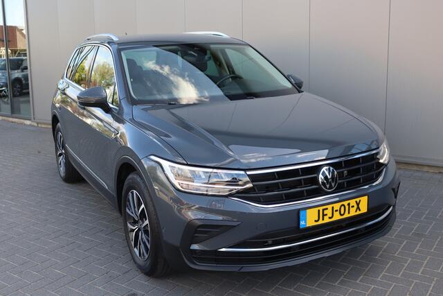 Volkswagen TIGUAN 1.5 TSI 150PK Automaat Life Trekhaak/Carplay-android/Stoelverwarming