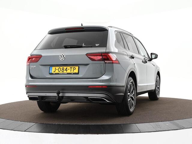 Volkswagen TIGUAN Allspace 1.5 TSI 150pk DSG Comfortline Business 7p. · Apple/Android Car Play · Elek. Trekhaak · 7.Persoons · Elek. Achterklep · Navigatie · 17'' Inch ·