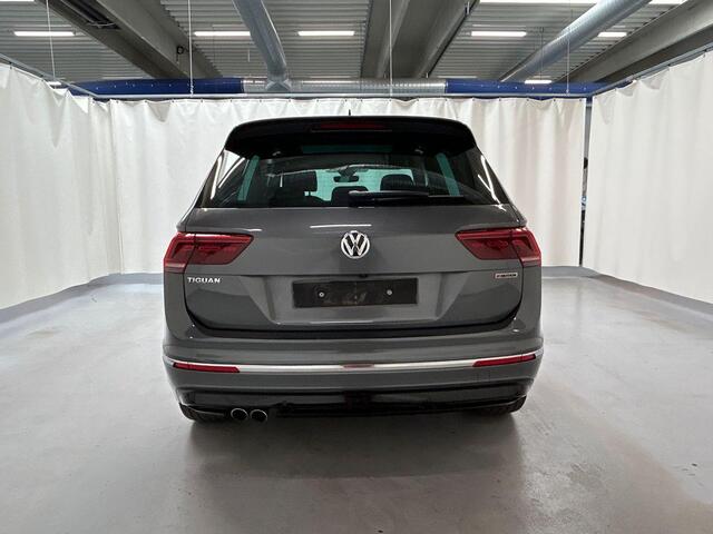 Volkswagen TIGUAN 2.0 TSI 4Motion Highline Business R 180PK Standkachel Head-UpPano Dynaudio ACC Trekhaak Leer Elk. Stoelen Memory