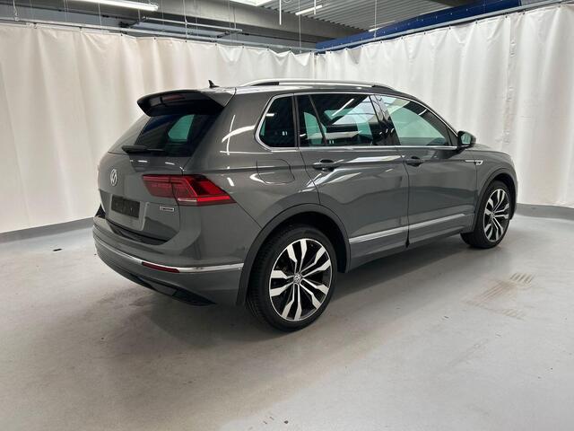 Volkswagen TIGUAN 2.0 TSI 4Motion Highline Business R 180PK Standkachel Head-UpPano Dynaudio ACC Trekhaak Leer Elk. Stoelen Memory