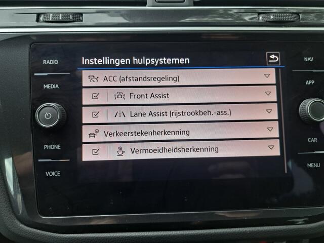 Volkswagen TIGUAN 1.5 TSI 150 Pk Highline Business Dsg-7 Stuur + stoelverw.