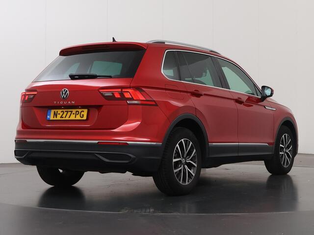 Volkswagen TIGUAN 1.5 TSI Life Business | Navigatie | LED | Digitaal Dashboard | Camera | Apple CarPlay/Android Auto | DAB | Stoelverwarming | Adaptieve CruiseControl | Ele.kofferdeksel |