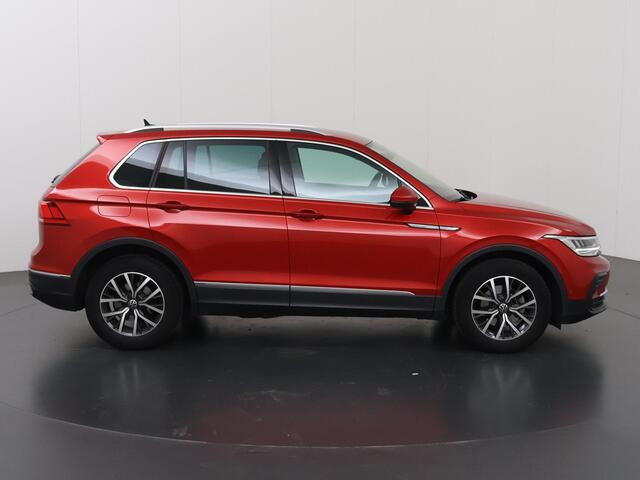 Volkswagen TIGUAN 1.5 TSI Life Business | Navigatie | LED | Digitaal Dashboard | Camera | Apple CarPlay/Android Auto | DAB | Stoelverwarming | Adaptieve CruiseControl | Ele.kofferdeksel |