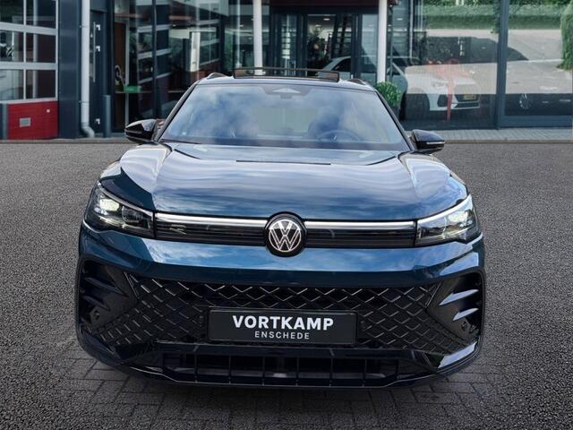 Volkswagen TIGUAN 1.5 TSI E-HYBRID R-LINE PANO-DAK/TREKHAAK/CAMERA/HenK/CARPLAY/ACC