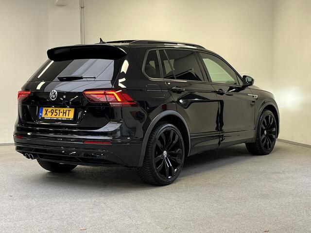 Volkswagen TIGUAN 2.0 TSI 4Motion 3x R-Line | Black Style | PANO | TREKHAAK | HEAD-UP |