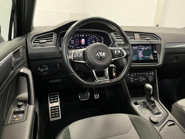 Volkswagen TIGUAN 2.0 TSI 4Motion 3x R-Line | Black Style | PANO | TREKHAAK | HEAD-UP |