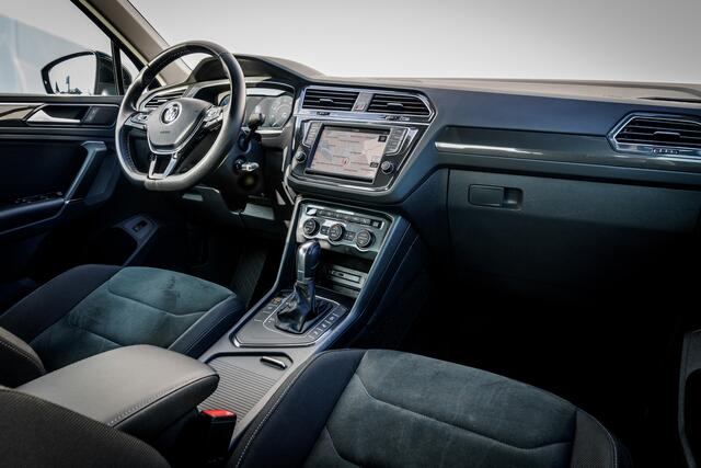 Volkswagen TIGUAN 2.0 TDi Automaat Highline I Org. Trehkaak I Virtual Cockpit I Camera I 18 inch. LMV