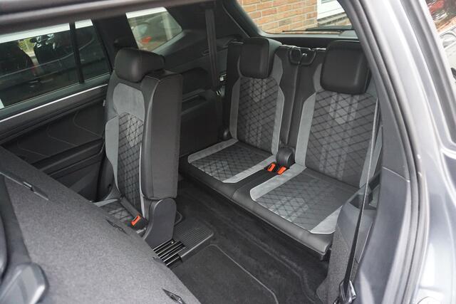 Volkswagen TIGUAN Allspace 1.5 TSI DSG R-Line Business+ 7p. Trekhaak | Pano | Camera | ACC * All in prijs *