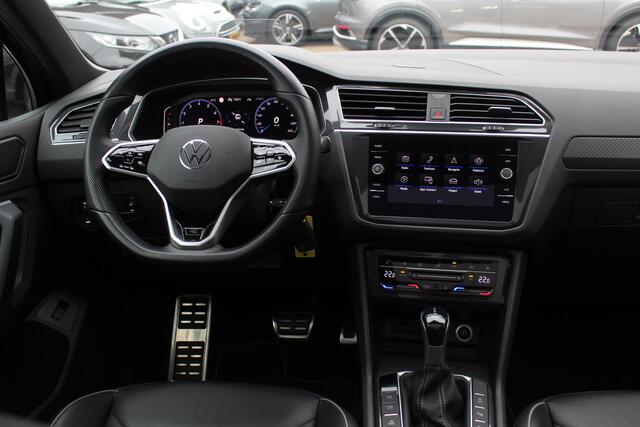 Volkswagen TIGUAN 1.5 TSI R-Line Business+ / Trekhaak / Panoramadak / 360Camera / Head-up / Leder / 20'' / Memory seats / Dodehoek / Navigatie / Stoelverwarming 4x / Stuurverwarming / DAB / ACC