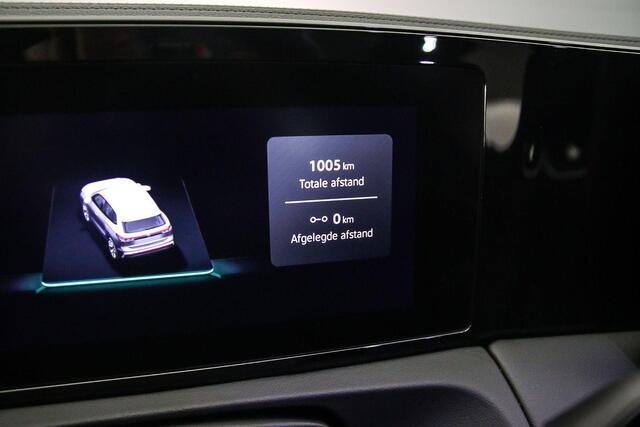 Volkswagen TIGUAN 1.5 eHybrid R-Line Edition 272pk DSG Automaat, Panoramadak, Trekhaak, Stoelverwarming, Black style, Adaptive cruise control, Elektrische achterklep, Led matrix