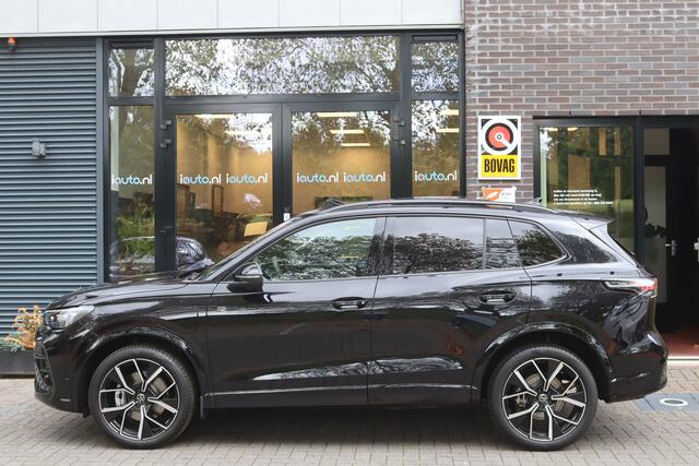 Volkswagen TIGUAN 1.5 eHybrid 272pk R-Line Edition Black Style Pano/IQ.Light/Camera/Keyless/ACC/DCC/ErgoActive/Dodehoek/20"/Trekhaak wegkl.