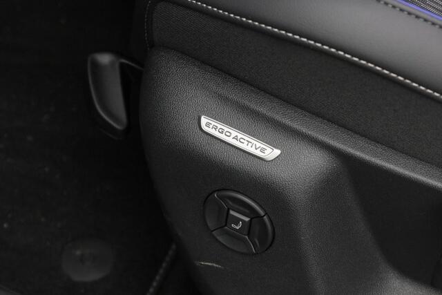 Volkswagen TIGUAN 1.5 eTSI 150 pk DSG R-Line Business | Panoramadak | Trekhaak | IQ Light | Rondomzicht camera | Stoelverwarming | Navigatie | Massage