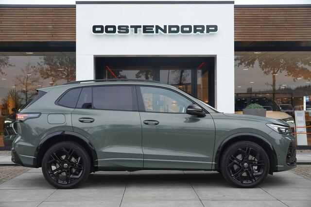 Volkswagen TIGUAN 1.5eHybrid/272pk R-Line Blackstyle|2024|Trekhaak|PDC+360Camera+Assist|Matrix|HarmanKardon|Navi|Head-up|Cruise+ACC|Blindspot|Sportstoelen+Massage