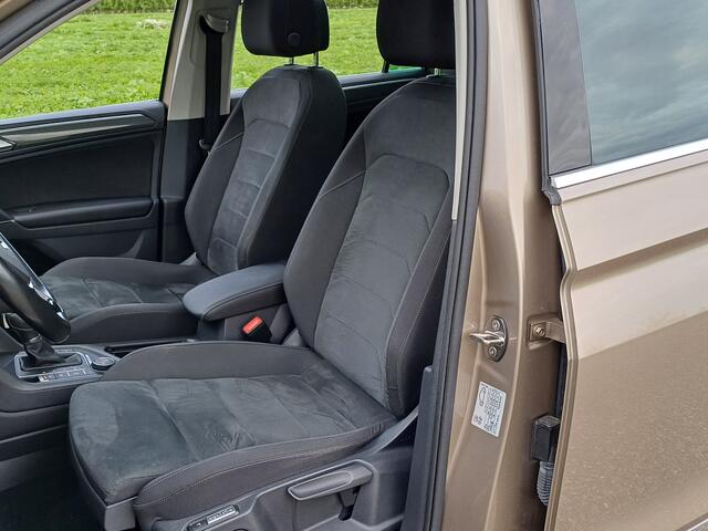 Volkswagen TIGUAN 1.4 TSI 4Motion Highline /Nieuwstaat !/Pano/Camera/Led/Navi/18 " /Ada Cruise/