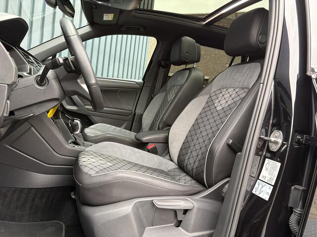 Volkswagen TIGUAN 1.5 TSI R-Line Black Style | Panodak | Elk. A-klep | IQ Light | Camera | Prijs Rijklaar!!