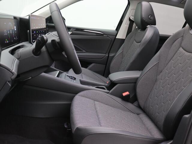 Volkswagen TIGUAN 1.5 eHybrid Life Edition 204PK DSG Pano-Schuifdak, Trekhaak, 19" LM Velgen, Adaptieve Cruise Controle, Achteruitrijcamera, Side Assist, Navi via Apple Carplay/Android Auto, Keyless, Stoel-Stuurverwarming, Elektr. Achterklep