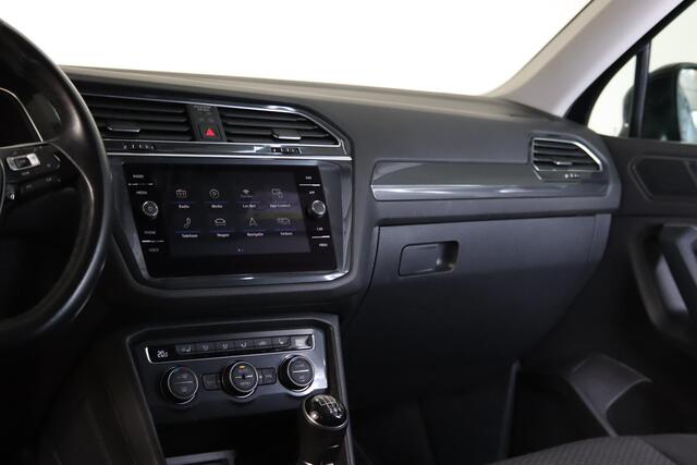 Volkswagen TIGUAN Allspace 1.5 TSI Comfortline, 7-Persoons, Stoel/Stuurverwarming, Apple CarPlay/Android Auto, ACC, Navigatie