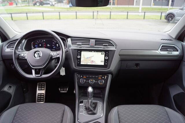 Volkswagen TIGUAN 1.5 TSI DSG R-line 150pk / Navi / Camera / Trekhaak wegkl.b./ Park-assist / ACC