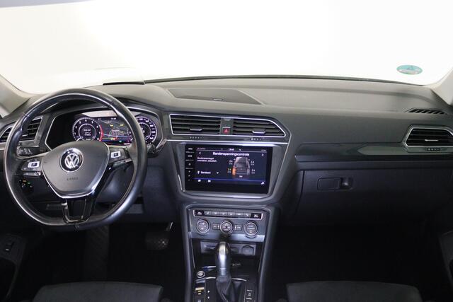 Volkswagen TIGUAN Allspace 2.0TSI 220PK, 4Motion Highline R-line, 7-Persoons, Dynaudio, Trekhaak, 360 Camera, Virtual Cockpit, Apple CarPlay/Android Auto