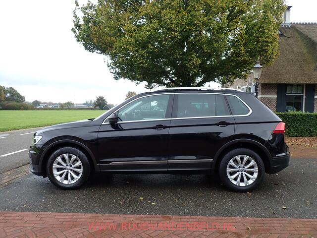 Volkswagen TIGUAN 1.5TSI ACT DSG7 ACC/KEYLESS/TREKHAAK/CARPLAY/NAVIGATIE