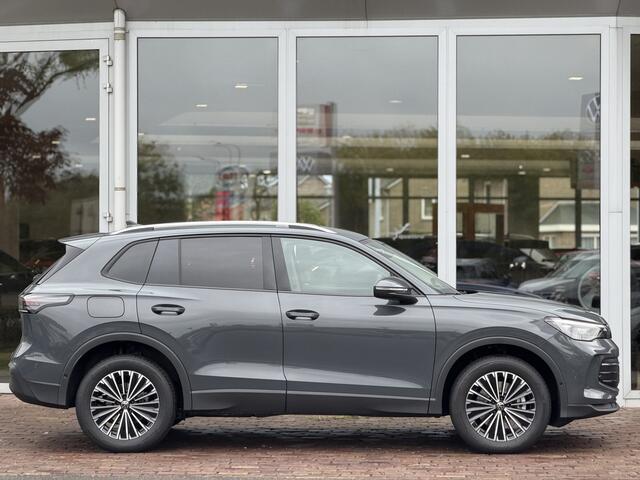 Volkswagen TIGUAN 1.5 eHybrid Life Edition | Verlicht logo | Trekhaak | keyless | 18" |