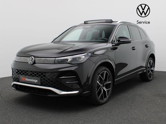 Volkswagen TIGUAN 1.5 eHybrid R-Line Edition 272PK DSG Pano-Schuifdak, ErgoActive Bestuurdersstoel, Led Plus, Achteruitrijcamera, Easy Open, Navi, Keyless, Side Assist, Alarm, 20" LM Velgen