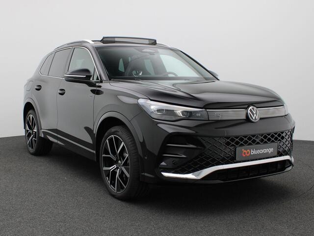 Volkswagen TIGUAN 1.5 eHybrid R-Line Edition 272PK DSG Pano-Schuifdak, ErgoActive Bestuurdersstoel, Led Plus, Achteruitrijcamera, Easy Open, Navi, Keyless, Side Assist, Alarm, 20" LM Velgen