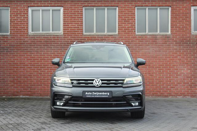 Volkswagen TIGUAN 1.5 TSI ACT Highline Business R | Pano | Trekhaak | Automaat |