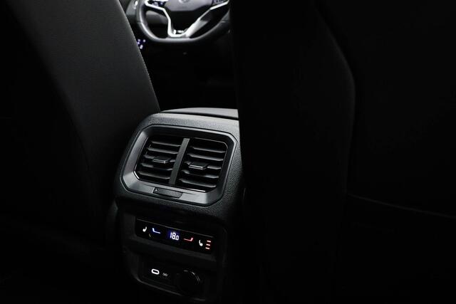Volkswagen TIGUAN 1.4 TSI eHybrid R-Line Business | WINTER PACK | ACHTERBANKVERWARMING | PANORAMADAK | 360 CAMERA