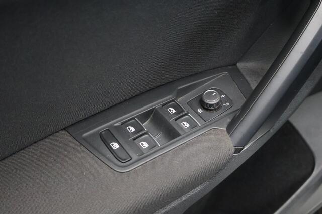 Volkswagen TIGUAN 1.4 TSI ACT 150pk Automaat | Trekhaak | ACC | DAB