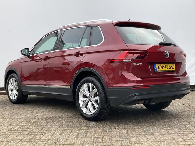Volkswagen TIGUAN 1.4 TSI 126pk DAB Pano.dak Adapt.Cruise Hoge zit Connected Series