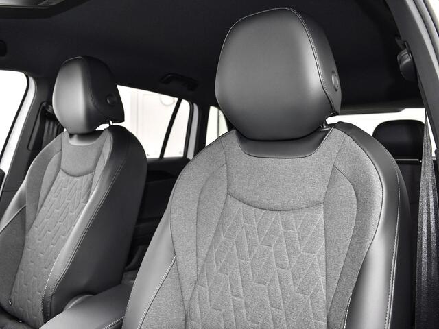 Volkswagen TIGUAN Life Edition 1.5 eHybrid 204 PK 6 versn. DSG · Comfort Pakket · Style pakket · Trekhaak inklapbaar, met elektrische ontgrendeling, incl. aanhangermanoeuvreerhulp Trailer Assist ·