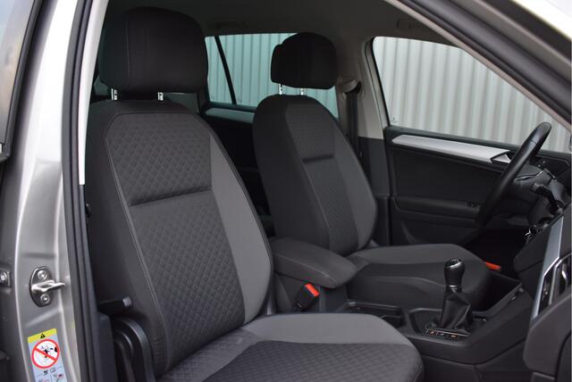 Volkswagen TIGUAN 1.5 TSI Comfortline Adaptive cruise, Trekhaak, Camera, Carplay, PDC, DAB