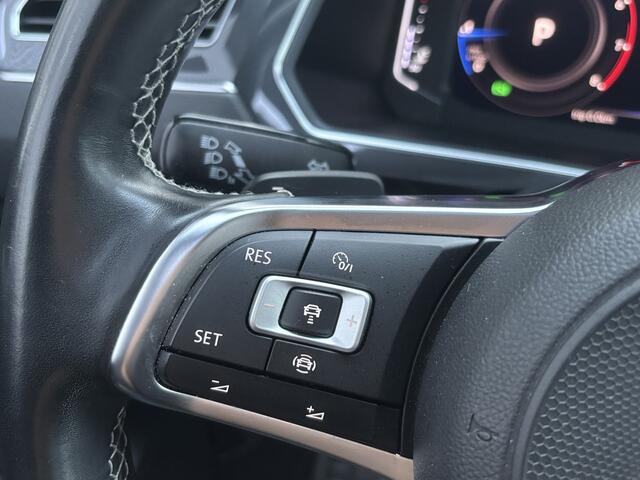 Volkswagen TIGUAN Allspace 1.5 TSI Highline Business R 7p. | Pano | Leer | Trekhaak | 360 Camera | Stoelverwarming