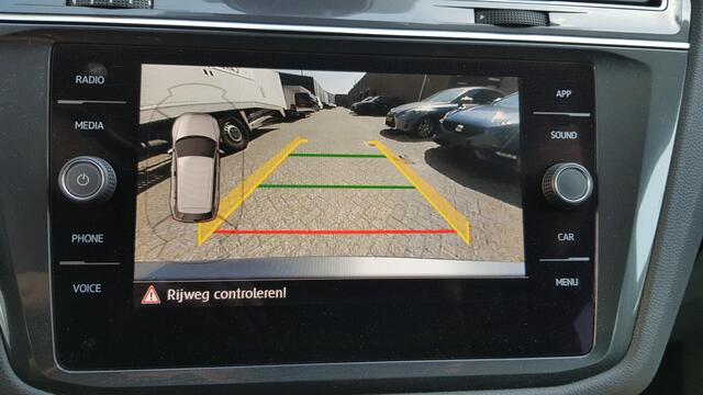 Volkswagen TIGUAN Allspace 1.5 TSI DSG Comfortline 7p. | Climate Control | Camera | Parkeer sensoren | Trekhaak | Electrisch bedienbare achterklep | Stoelverwarming