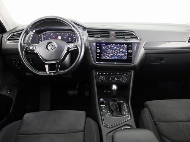 Volkswagen TIGUAN Allspace 1.5 TSI Highline Business R 7p. | Automaat (DSG) | Panoramadak | 19 Inch | 360 Camera | Winterpakket | Trekhaak |