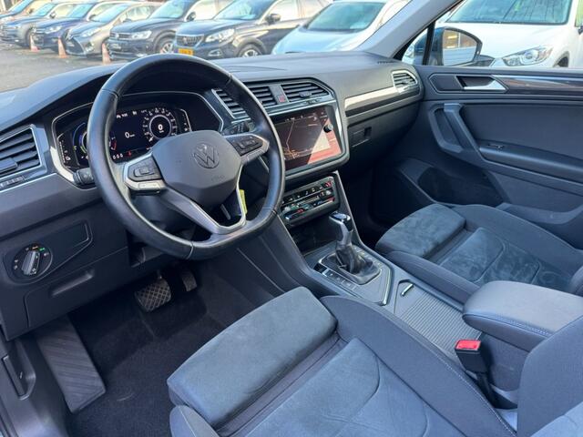 Volkswagen TIGUAN 1.4TSI eHybrid 245PK Elegance IQ-Light Virtual Camera ACC Trekhaak Navi