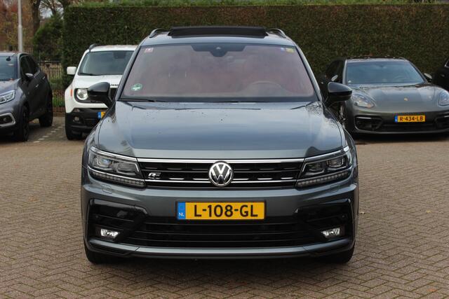 Volkswagen TIGUAN Allspace 1.5 TSI Highline Business R-line / Panoramadak / Camera / Keyless / 20'' / Navigatie / Virtual Cockpit / Stoelverwarming / DAB / Dodehoek / ACC
