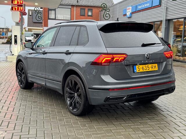 Volkswagen TIGUAN 1.5 TSI DSG R-LINE Black Style Panoramadak NL-auto 1e Eig.