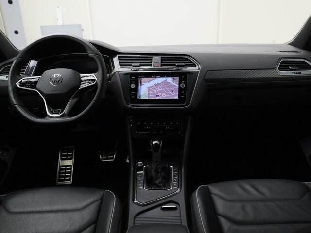 Volkswagen TIGUAN 1.4 TSIeHybrid 180kW/245PK R-Line DSG · Panoramadak · Leder · Trekhaak