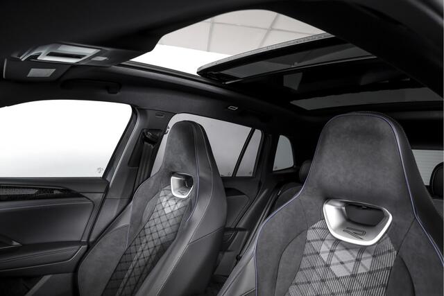 Volkswagen TIGUAN 1.5 eHybrid 272 PK R-Line Edition | Black Style | Elek. Trekhaak | S/K-panodak | Adapt. Cruise | Stoel-+stuurverw. | App. Connect | Camera+PDC | LM 19" | 0529