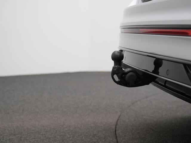 Volkswagen TIGUAN 1.4 TSI eHybrid 245 pk DSG R-Line Business | Trekhaak | IQ Light | Stuur-/stoelverwarming | Achteruitrijcamera