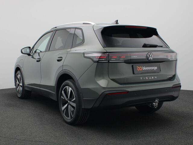 Volkswagen TIGUAN 1.5 eHybrid Life Edition 204PK DSG Trekhaak, 19" LM Velgen, Keyless, Achteruitrijcamera, Side Assist, Navi via Apple Carplay/Android Auto, Adaptieve Cruise Control, Stoel-Stuurverwarming, Elektr. Achterklep