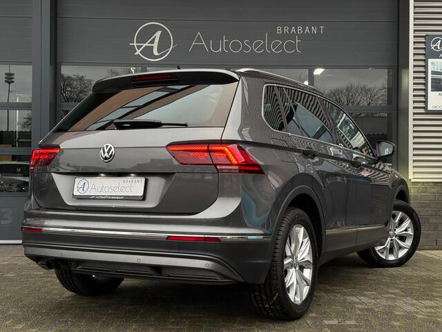 Volkswagen TIGUAN 1.4 TSI 4Motion Highline Pano 360 HUD
