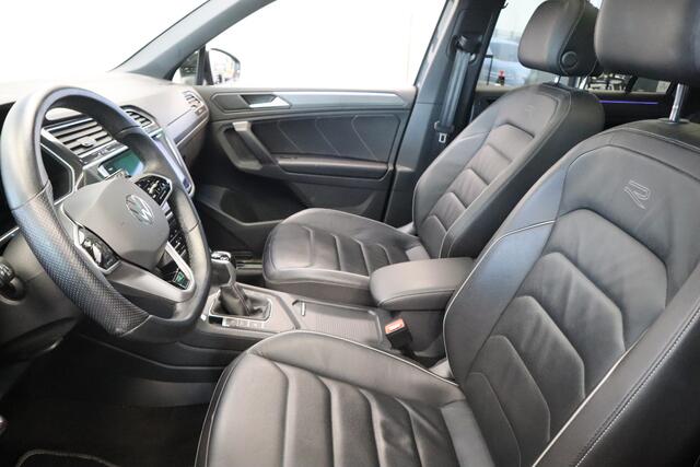 Volkswagen TIGUAN 1.4 TSI eHybrid R-Line Business+ ACC/PDC Leder Elek.Stoelen Memory 20''LM Trekhaak. 24 maanden garantie mogelijk (*vraag naar de voorwaarden)